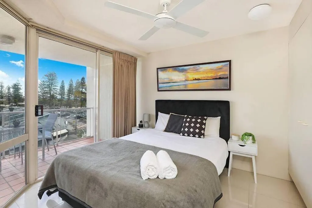 Central Mooloolaba Beachfront Apartment - Located In Sandcastles Resort