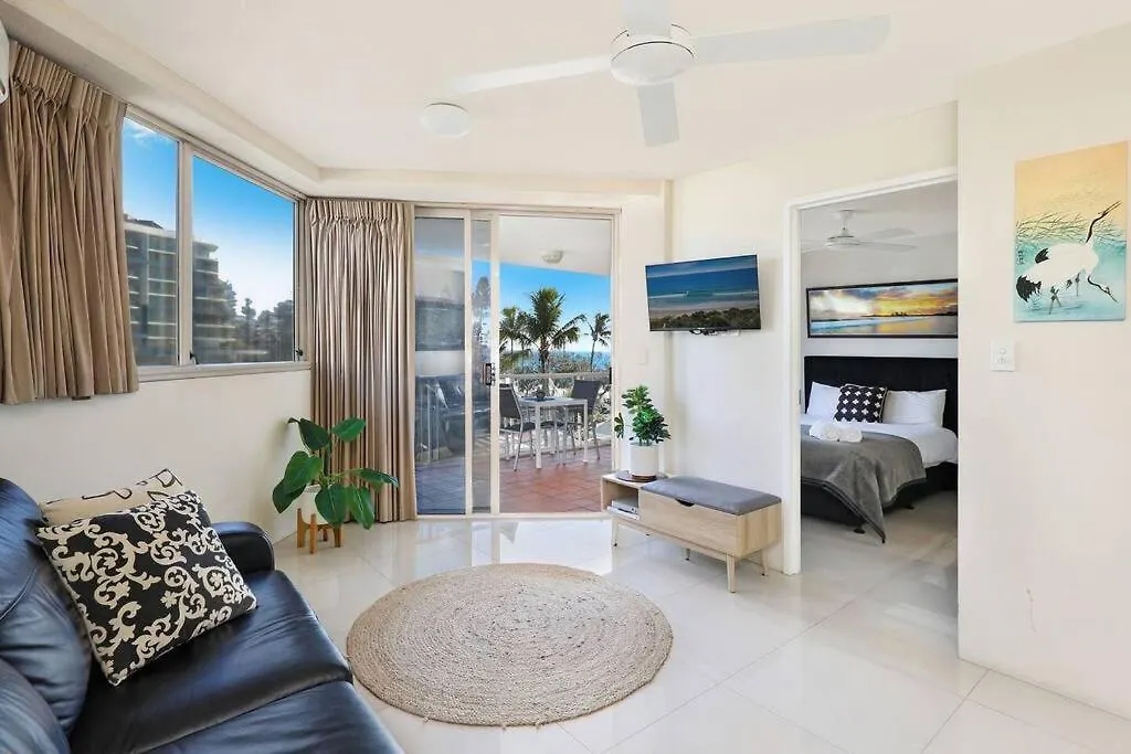 Central Mooloolaba Beachfront Apartment - Located In Sandcastles Resort